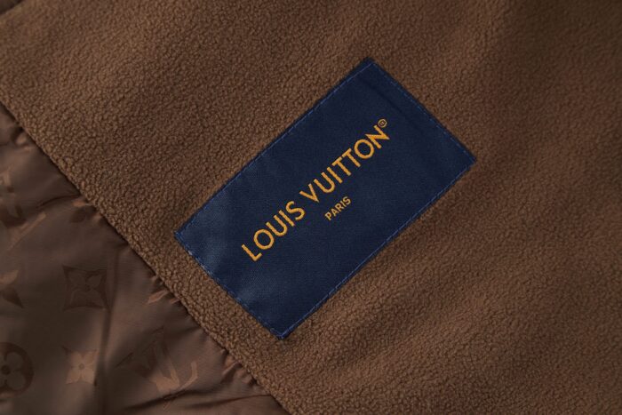 루이비통 블루종 점퍼 패딩 코튼 브라운 1AJBCK 레플리카 미러급 SA급 S급 고퀄리티 하이엔드 최상급 의류 [남성여성공용] 17