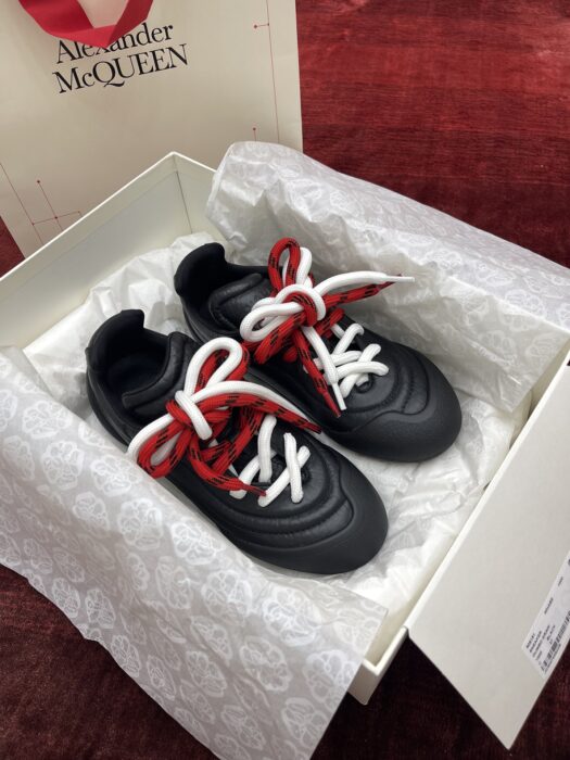 알렉산더맥퀸 플렉션 스니커즈 오프 블랙 레플리카 미러급 SA급 S급 고퀄리티 최상급 하이엔드 신발 [여성]