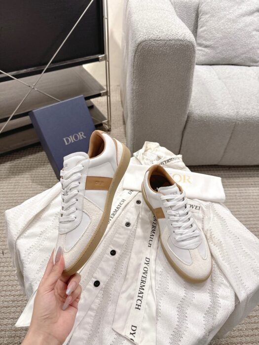 디올 B01 매치포인트 스니커즈 스무스 카프스킨 화이트 스웨이드 꼬냑 화이트 레플리카 미러급 SA급 S급 고퀄리티 최상급 하이엔드 신발 [남성] 2