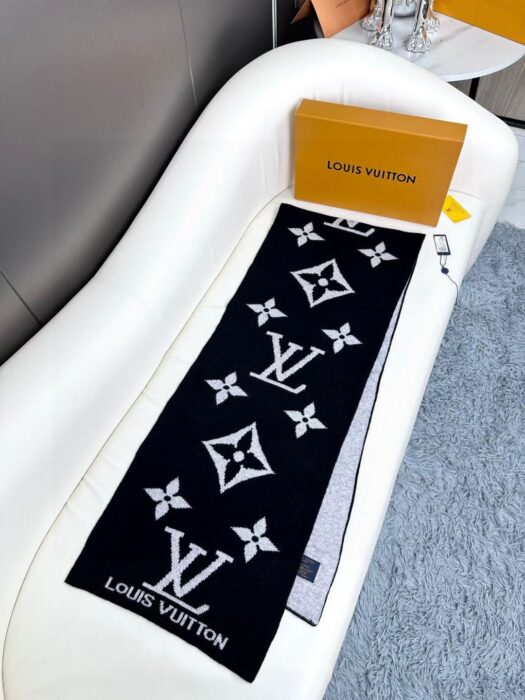 루이비통 빈티지 모노그램 캐시미어 스카프 블랙 레플리카 미러급 SA급 S급 고퀄리티 최상급 하이엔드 [남성여성공용] 3