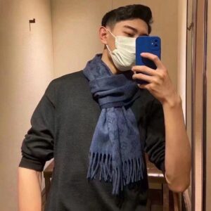 루이비통 캐시미어 모노그램 태슬 스카프 블루 레플리카 미러급 SA급 S급 고퀄리티 최상급 하이엔드 [남성여성공용]