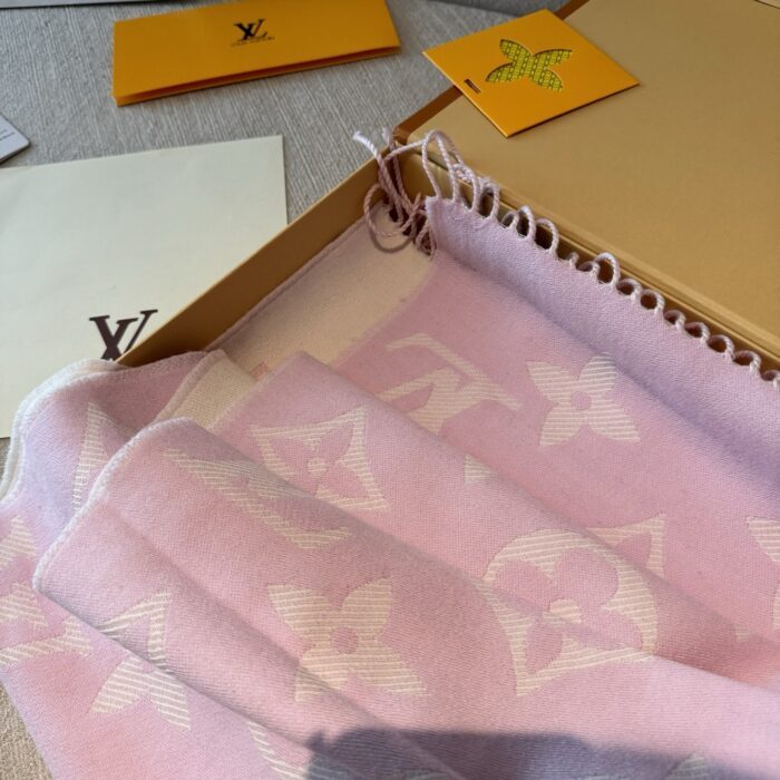 루이비통 LV 에센셜 스카프 핑크 레플리카 미러급 SA급 S급 고퀄리티 최상급 하이엔드 [남성여성공용] 8