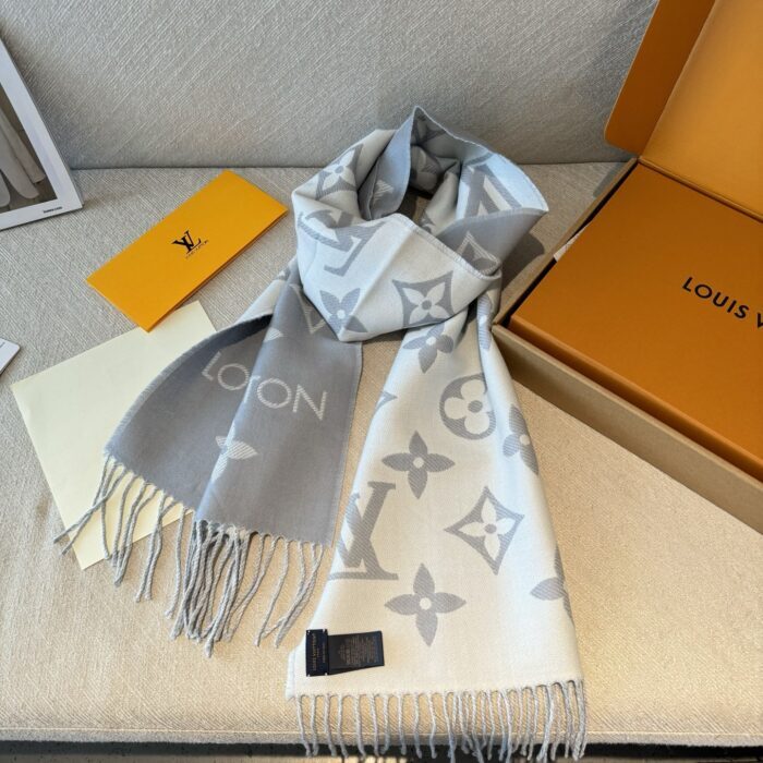 루이비통 LV 에센셜 스카프 그레이 레플리카 미러급 SA급 S급 고퀄리티 최상급 하이엔드 [남성여성공용] 5