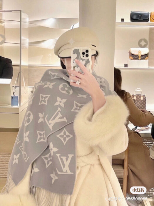 루이비통 LV 에센셜 스카프 그레이 레플리카 미러급 SA급 S급 고퀄리티 최상급 하이엔드 [남성여성공용] 2