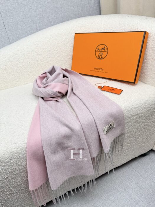 에르메스 H로고 배색 태슬 스카프 핑크 양털 레플리카 미러급 SA급 S급 고퀄리티 최상급 하이엔드 [남성여성공용] 5