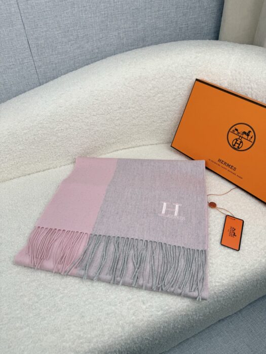 에르메스 H로고 배색 태슬 스카프 핑크 양털 레플리카 미러급 SA급 S급 고퀄리티 최상급 하이엔드 [남성여성공용]