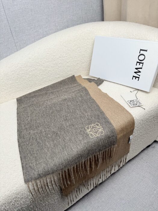 로에베 베이직 로고 태슬 스카프 다크 베이지 캐시미어 50% 양털 50% 레플리카 미러급 SA급 S급 고퀄리티 최상급 하이엔드 [남성여성공용] 3