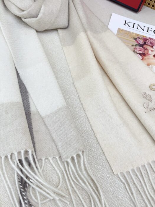 로로피아나 자수 태슬 스카프 아이보리 캐시미어 100% 레플리카 미러급 SA급 S급 고퀄리티 최상급 하이엔드 [남성여성공용] 4