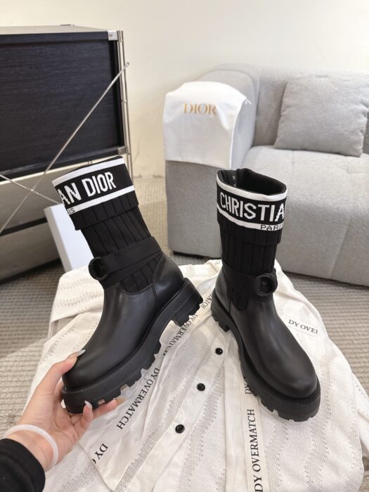 디올 D-메이저 앵클 부츠 카프스킨 앤 테크니컬 니트 블랙 레플리카 미러급 SA급 S급 고퀄리티 최상급 하이엔드 신발 [여성] 5
