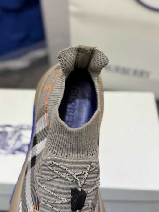 버버리 체크 니트 넵튠 스니커즈 샌드 베이지 남성용 레플리카 미러급 SA급 S급 고퀄리티 최상급 하이엔드 신발 [남성] 6