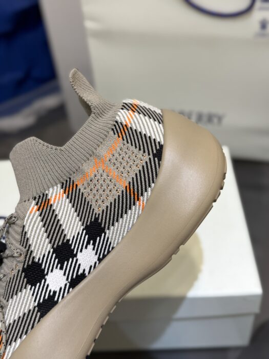 버버리 체크 니트 넵튠 스니커즈 샌드 베이지 남성용 레플리카 미러급 SA급 S급 고퀄리티 최상급 하이엔드 신발 [남성] 8