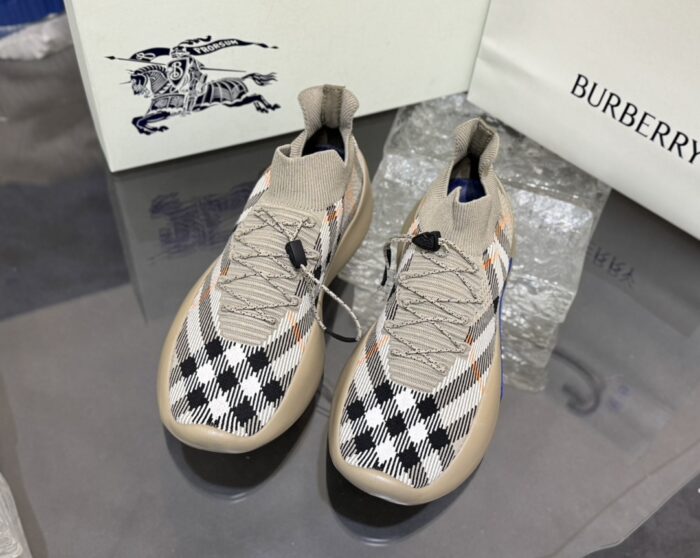 버버리 체크 니트 넵튠 스니커즈 샌드 베이지 남성용 레플리카 미러급 SA급 S급 고퀄리티 최상급 하이엔드 신발 [남성] 4