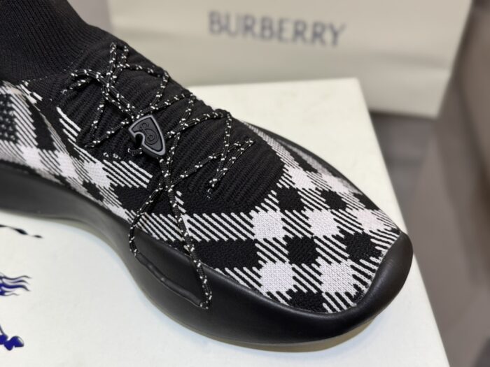 버버리 체크 니트 넵튠 스니커즈 샌드 블랙 남성용 레플리카 미러급 SA급 S급 고퀄리티 최상급 하이엔드 신발 [남성] 7