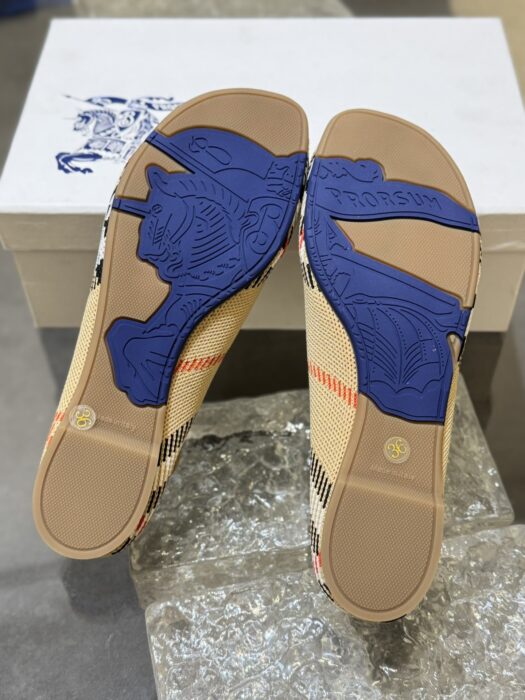 버버리 체크 베이비 발레리나 플랫슈즈 베이지 레플리카 미러급 SA급 S급 고퀄리티 최상급 하이엔드 신발 [여성] 9