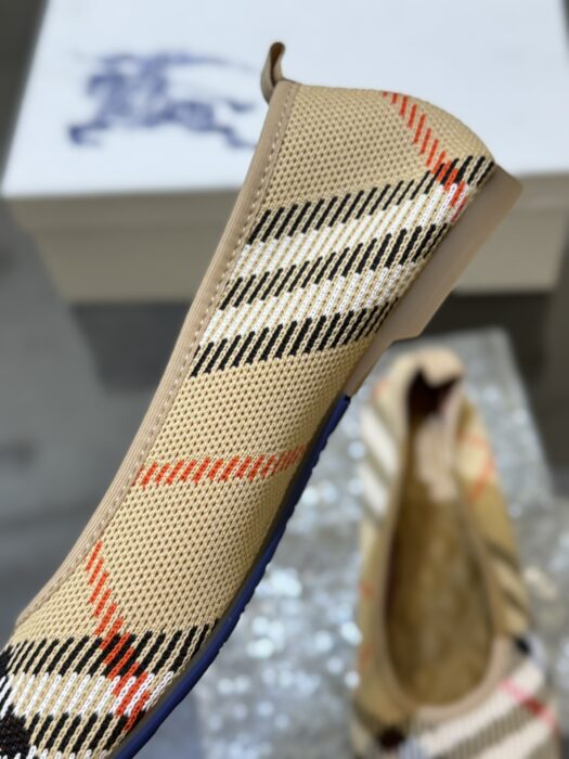 버버리 체크 베이비 발레리나 플랫슈즈 베이지 레플리카 미러급 SA급 S급 고퀄리티 최상급 하이엔드 신발 [여성] 5