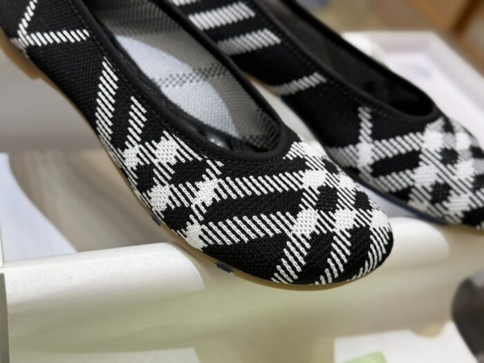 버버리 체크 베이비 발레리나 플랫슈즈 블랙 레플리카 미러급 SA급 S급 고퀄리티 최상급 하이엔드 신발 [여성] 8