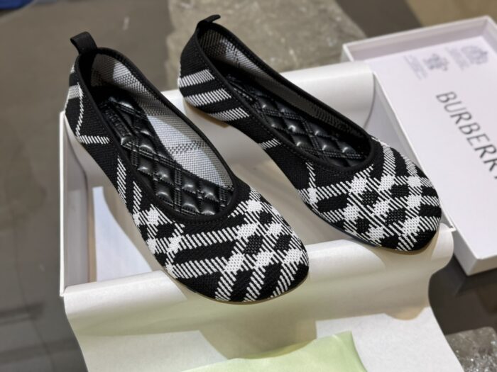 버버리 체크 베이비 발레리나 플랫슈즈 블랙 레플리카 미러급 SA급 S급 고퀄리티 최상급 하이엔드 신발 [여성] 5