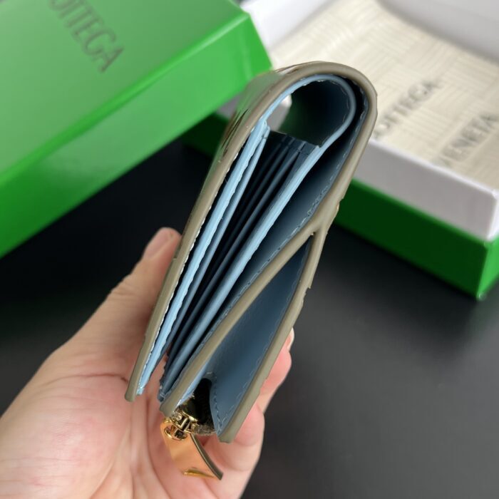 보테가베네타 스몰 인트레치아토 폴더형 지갑 742330 배색 올리브 블루 레플리카 미러급 SA급 S급 고퀄리티 최상급 하이엔드 지갑 [남성여성공용] 5