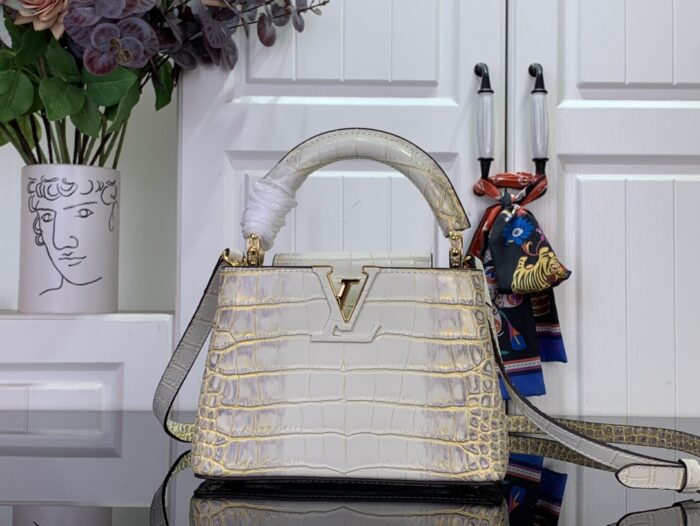 루이비통 카퓌신 미니 악어무늬 레플리카 미러급 SA급 S급 고퀄리티 최상급 하이엔드 가방 [여성]