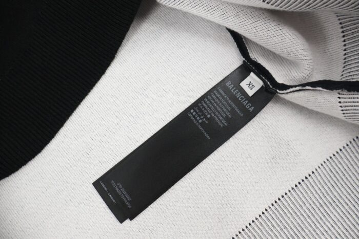 발렌시아가 스키 3B 모노그램 자카드 양털 니트 블랙 레플리카 미러급 SA급 S급 고퀄리티 하이엔드 최상급 의류 [남성여성공용] 11