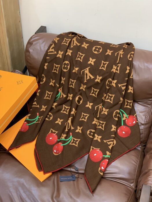 루이비통 X TM 세리즈 모노그램 스퀘어 스카프 캐시미어 레플리카 미러급 SA급 S급 고퀄리티 최상급 하이엔드 [여성] 6