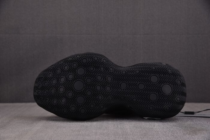 발렌시아가 바스켓볼 라운드토 지퍼 디자인 블랙 레플리카 미러급 SA급 S급 고퀄리티 최상급 하이엔드 신발 [남성] 4