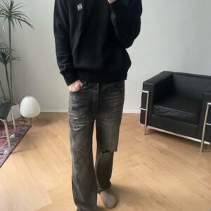 로에베 스몰 로고 자수 니트 블랙 레플리카 미러급 SA급 S급 고퀄리티 하이엔드 최상급 의류 [남성여성공용]