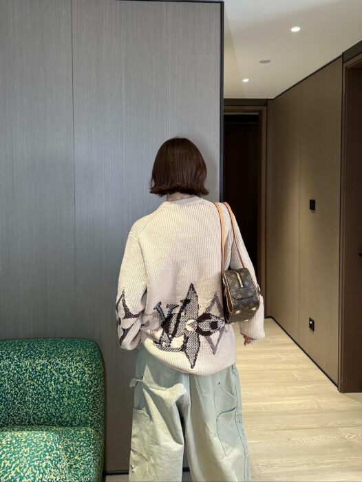 루이비통 그래픽 니티드 크루넥 니트 1AJBVY 레플리카 미러급 SA급 S급 고퀄리티 하이엔드 최상급 의류 [남성여성공용] 2