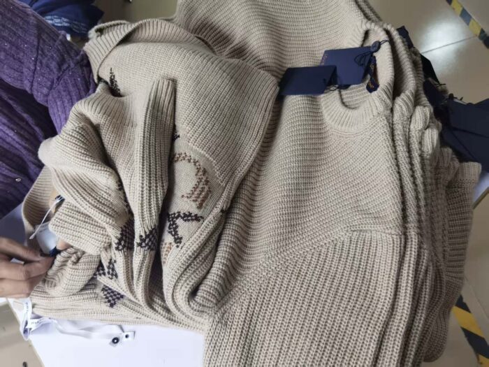 루이비통 그래픽 니티드 크루넥 니트 1AJBVY 레플리카 미러급 SA급 S급 고퀄리티 하이엔드 최상급 의류 [남성여성공용] 10