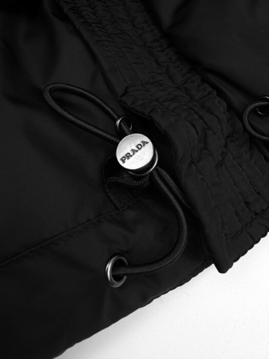 프라다 리나일론 다운 자켓 패딩 블랙 SGC933 1WQ9 F0002 레플리카 미러급 SA급 S급 고퀄리티 하이엔드 최상급 의류 [남성여성공용] 11