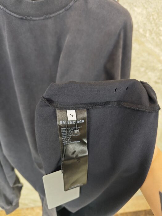 발렌시아가 마스킹 테이프 긴팔티 차콜 레플리카 미러급 SA급 S급 고퀄리티 하이엔드 최상급 의류 [남성] 9