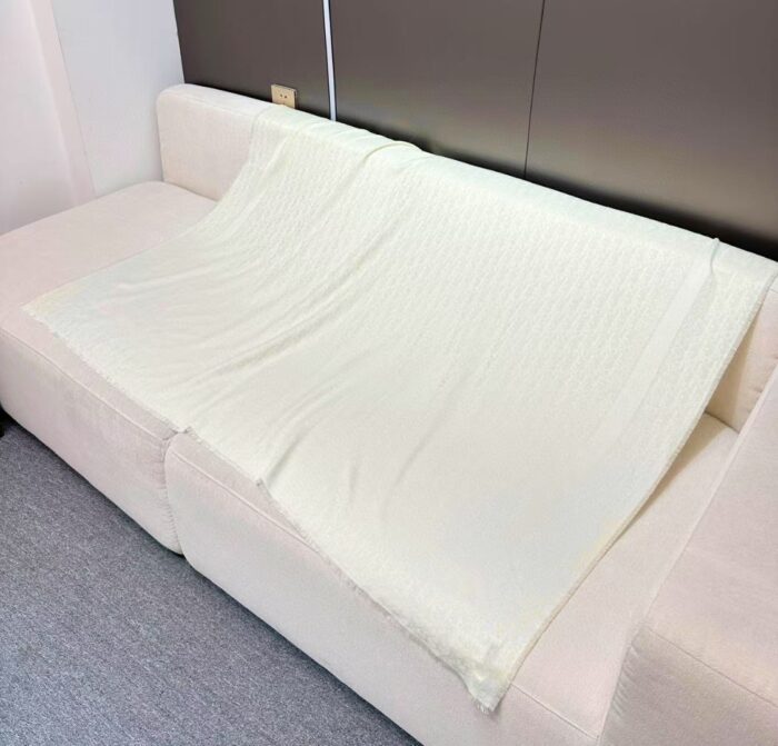 디올 순색 오블리크 스퀘어 스카프 아이보리 레플리카 미러급 SA급 S급 고퀄리티 최상급 하이엔드 [여성] 4