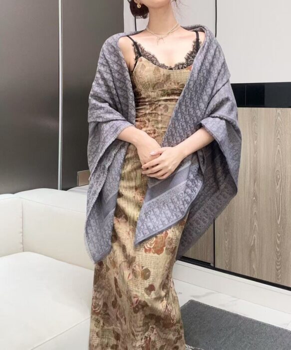 디올 순색 오블리크 스퀘어 스카프 그레이 레플리카 미러급 SA급 S급 고퀄리티 최상급 하이엔드 [남성여성공용] 2