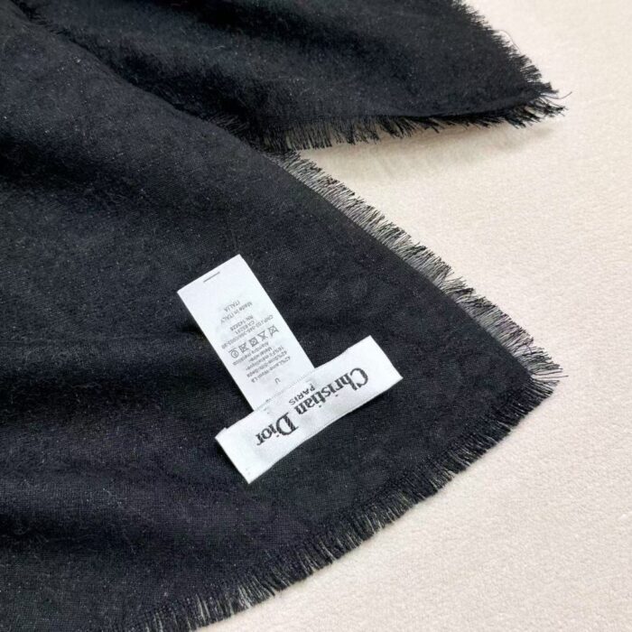 디올 오블리크 스퀘어 스카프 블랙 레플리카 미러급 SA급 S급 고퀄리티 최상급 하이엔드 [남성여성공용] 8