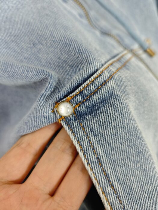 루이비통 LV자수 후드 데님 자켓 라이트 블루 레플리카 미러급 SA급 S급 고퀄리티 하이엔드 최상급 의류 [여성] 8