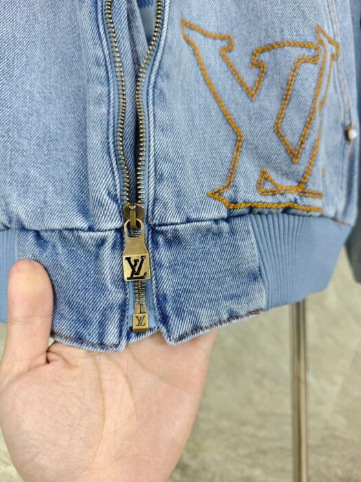 루이비통 LV자수 후드 데님 자켓 라이트 블루 레플리카 미러급 SA급 S급 고퀄리티 하이엔드 최상급 의류 [여성] 7