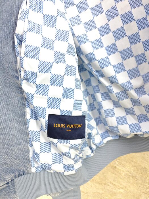 루이비통 LV자수 후드 데님 자켓 라이트 블루 레플리카 미러급 SA급 S급 고퀄리티 하이엔드 최상급 의류 [여성] 9