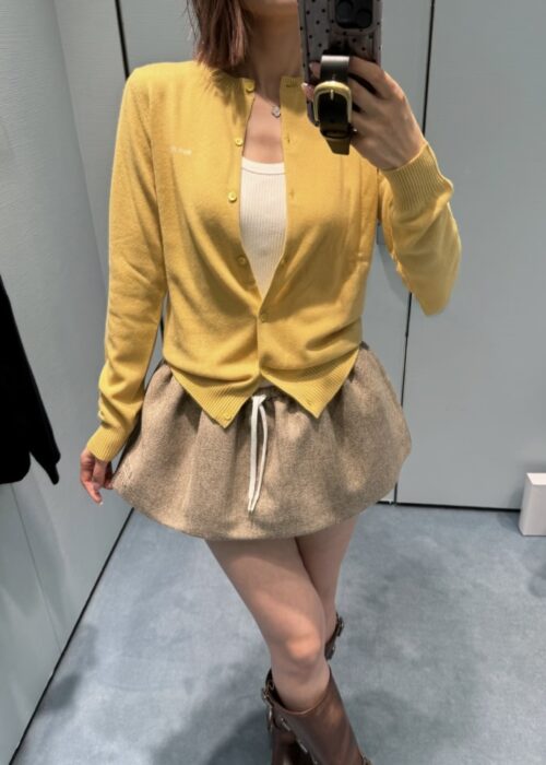 미우미우 캐시미어 베이직 가디건 옐로우 레플리카 미러급 SA급 S급 고퀄리티 하이엔드 최상급 의류 [여성] 2