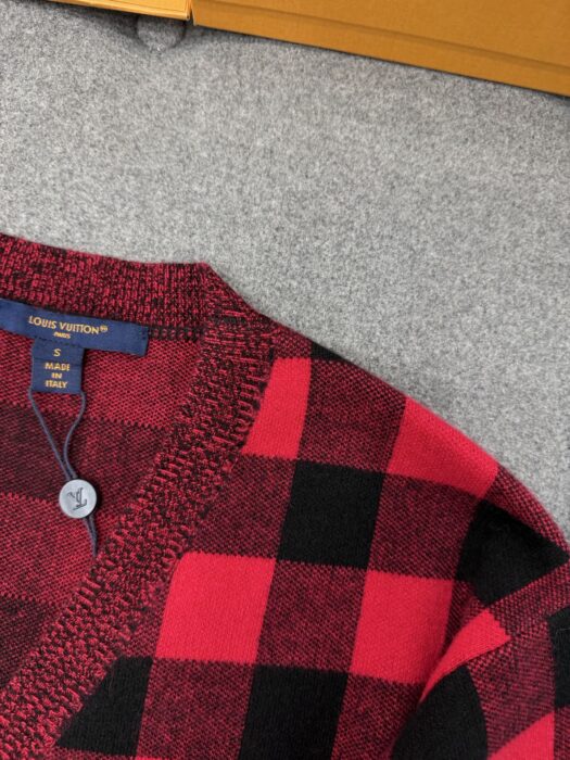 루이비통 다미에 배색 체크 가디건 레드 레플리카 미러급 SA급 S급 고퀄리티 하이엔드 최상급 의류 [여성] 7