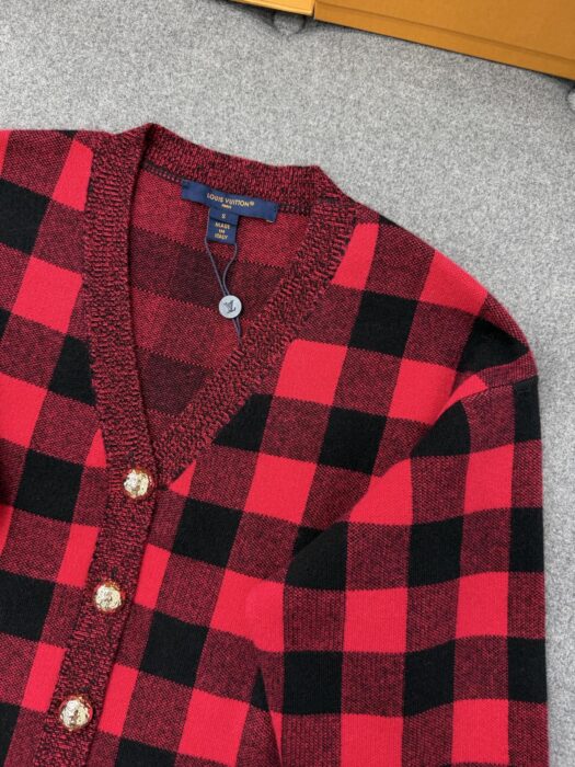 루이비통 다미에 배색 체크 가디건 레드 레플리카 미러급 SA급 S급 고퀄리티 하이엔드 최상급 의류 [여성] 6