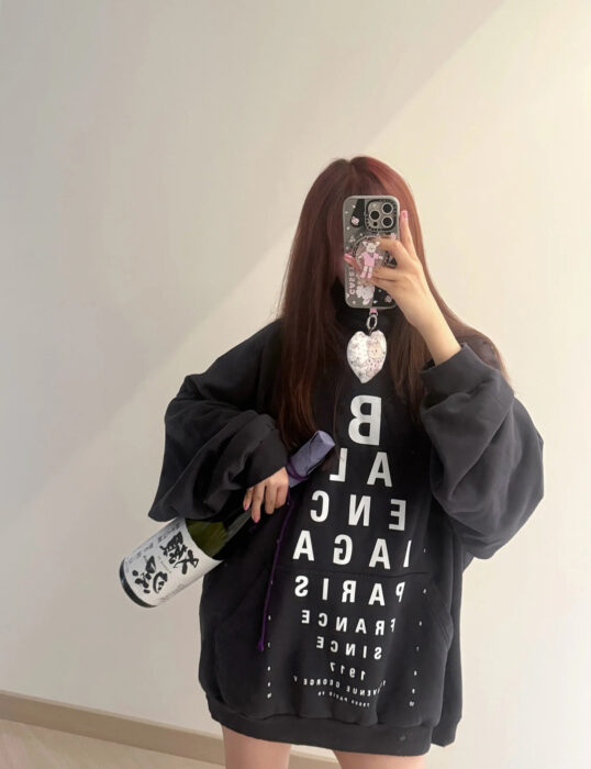 발렌시아가 모노그램 자모 프린트 후드티 블랙 레플리카 미러급 SA급 S급 고퀄리티 하이엔드 최상급 의류 [남성여성공용]