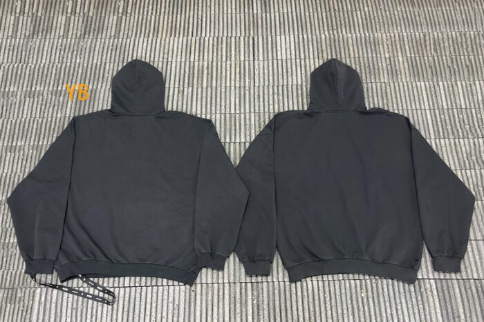 발렌시아가 모노그램 자모 프린트 후드티 블랙 레플리카 미러급 SA급 S급 고퀄리티 하이엔드 최상급 의류 [남성여성공용] 4