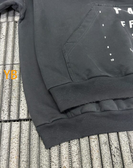 발렌시아가 모노그램 자모 프린트 후드티 블랙 레플리카 미러급 SA급 S급 고퀄리티 하이엔드 최상급 의류 [남성여성공용] 10