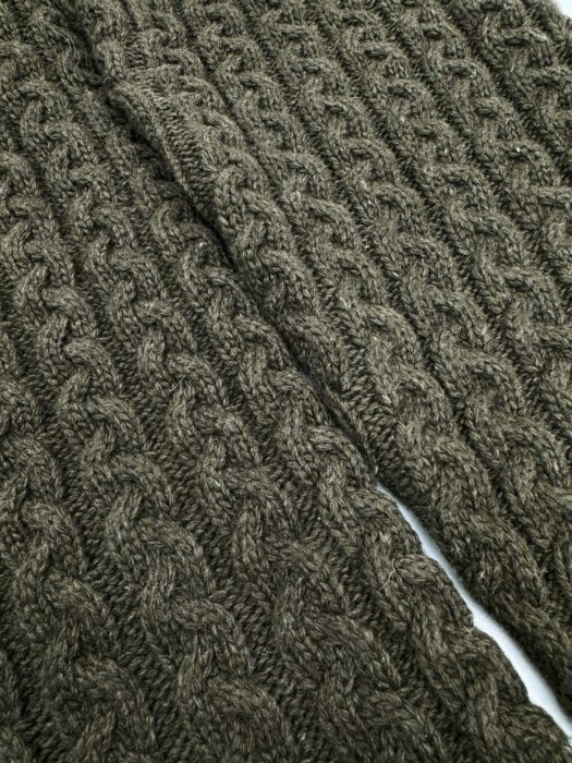 로에베 트위스트 점보 로고 스웨터 니트 올리브 그린 레플리카 미러급 SA급 S급 고퀄리티 하이엔드 최상급 의류 [남성여성공용] 10