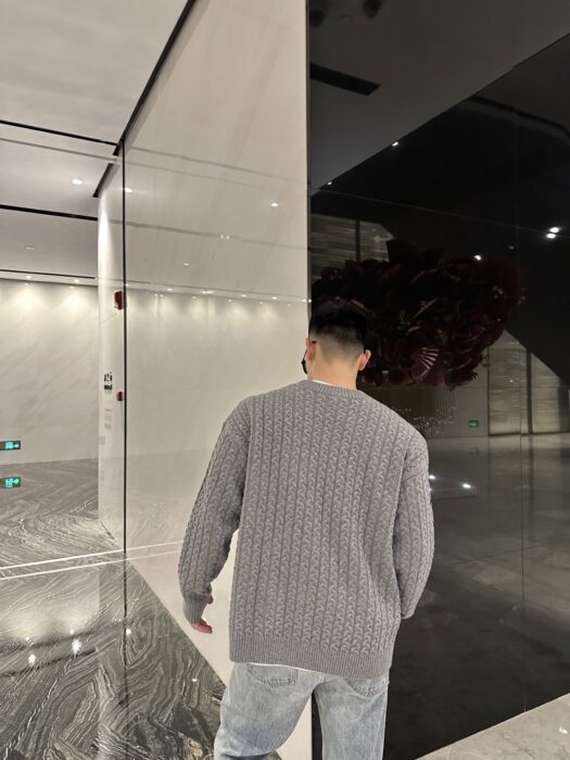 로에베 트위스트 점보 로고 스웨터 니트 그레이 레플리카 미러급 SA급 S급 고퀄리티 하이엔드 최상급 의류 [남성여성공용] 2