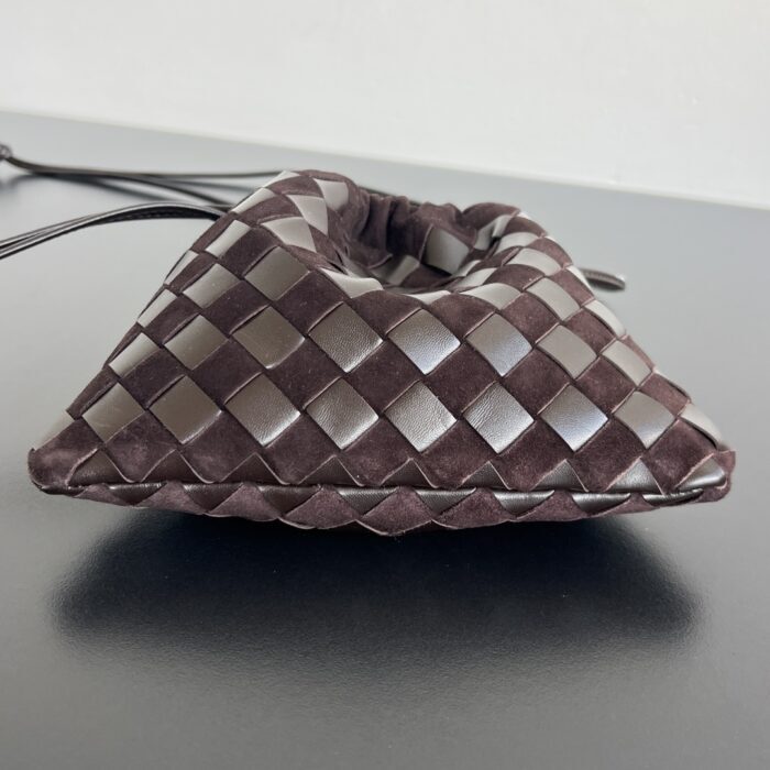 보테가베네타 더스트 백 816987 스웨이드 초콜릿 레플리카 미러급 SA급 S급 고퀄리티 최상급 하이엔드 가방 [여성] 5