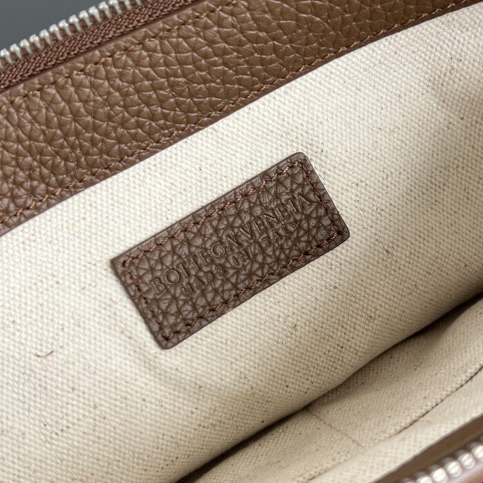 보테가베네타 라지 디아고 파우치 795632 노치올라 레플리카 미러급 SA급 S급 고퀄리티 최상급 하이엔드 가방 [남성여성공용] 9