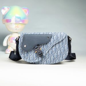 디올 새들 메신저 백 디올 오블리크 자카드 앤 그레인드 카프스킨 블루 레플리카 미러급 SA급 S급 고퀄리티 최상급 하이엔드 가방 [남성여성공용]