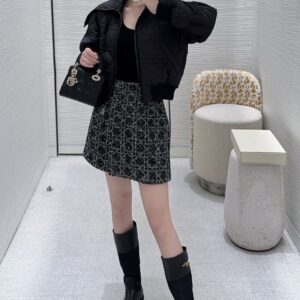 디올 퀼티드 테크니컬 태피터 매크로까나쥬 봄버 자켓 오버사이즈 칼라 블랙 레플리카 미러급 SA급 S급 고퀄리티 하이엔드 최상급 의류 [여성]