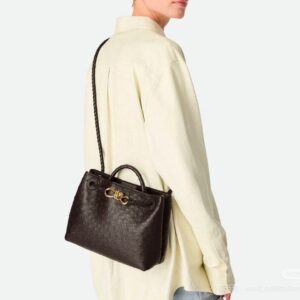 보테가베네타 미디엄 안디아모 폰단트 817805 타조가죽 레플리카 미러급 SA급 S급 고퀄리티 최상급 하이엔드 가방 [남성여성공용]